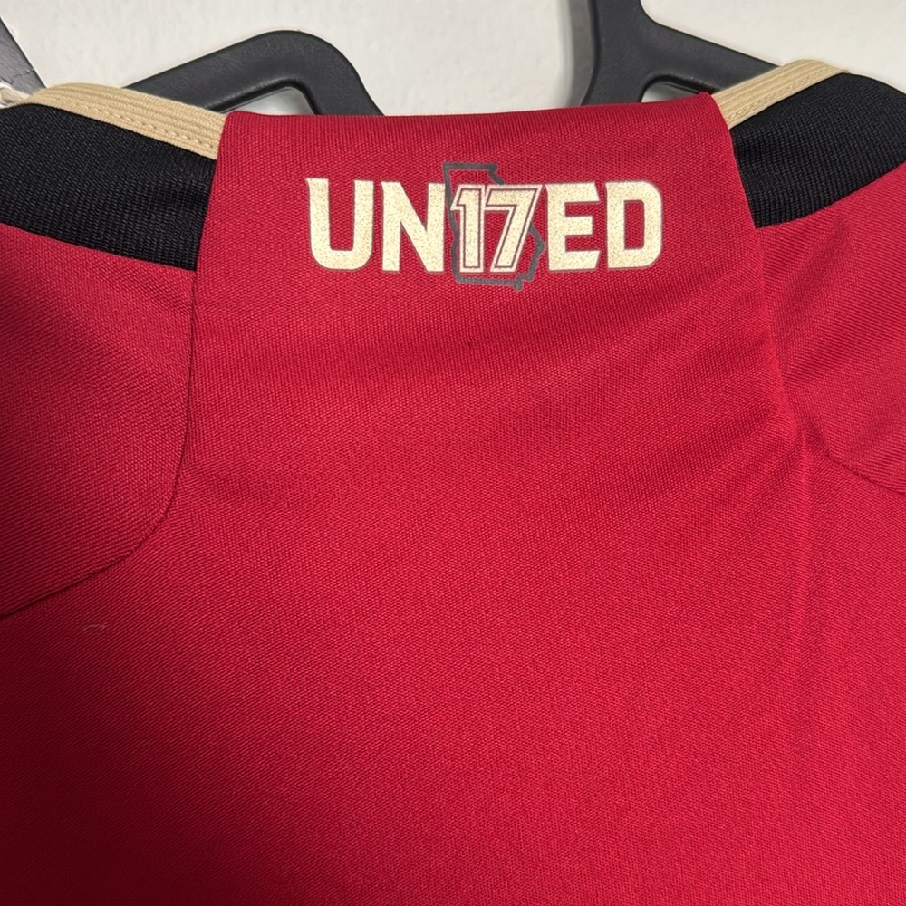 Atlanta United FC Women’s soccer Jersey Small NWT - Picture 6 of 9